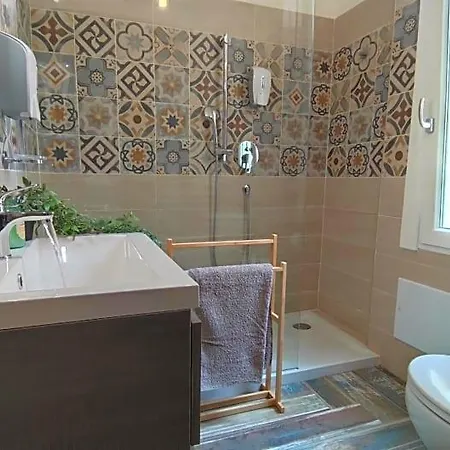Bed & Breakfast Sa Mama 'e Su Sole